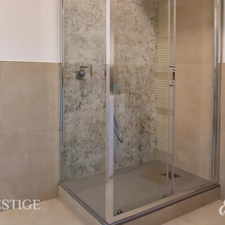 Pedeserva Private - *