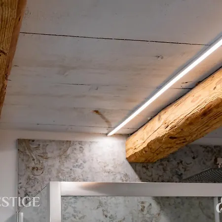 Pedeserva Private - *