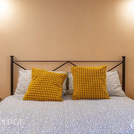 Pedeserva Private - *